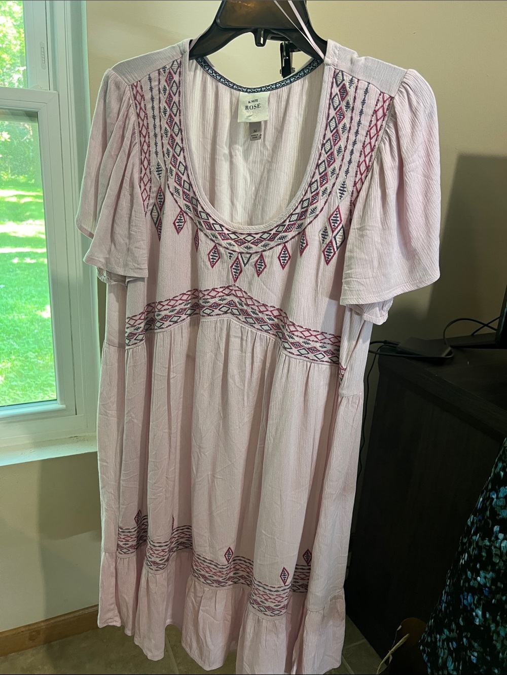 Knox Rose Light Pink Embroidered Midi Dress